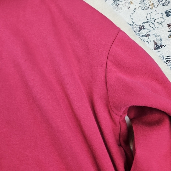 Fabletics Eco Go-To Pocket Hoodie Dark Fuchsia 2X - Picture 5 of 10